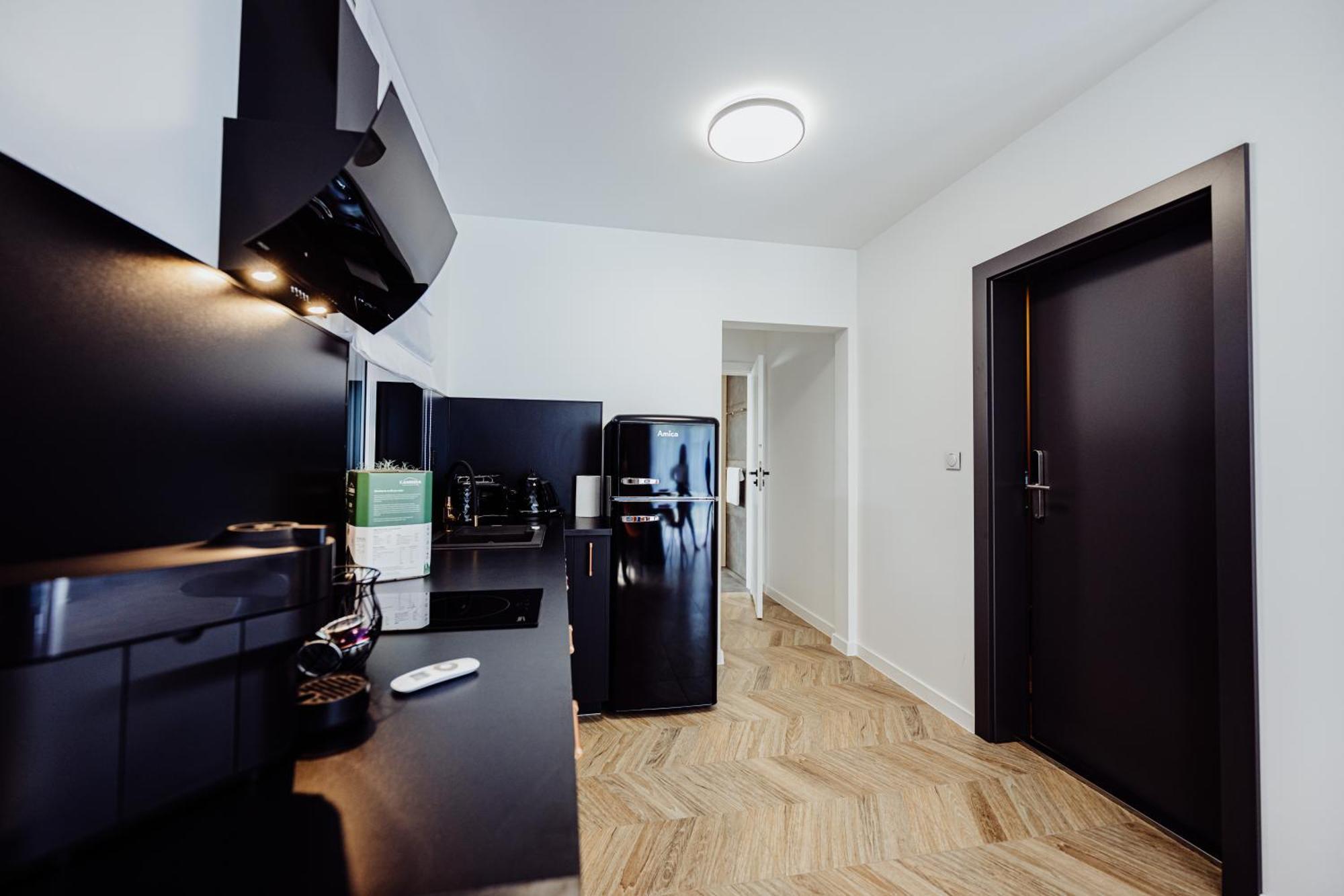 Cristalview Stay&Relax - Luksusowe Apartamenty- Zewnetrzne Jacuzzi- Przyjazne Dla Rodzin - Zwierzeta Akceptowane 포드고르진 외부 사진