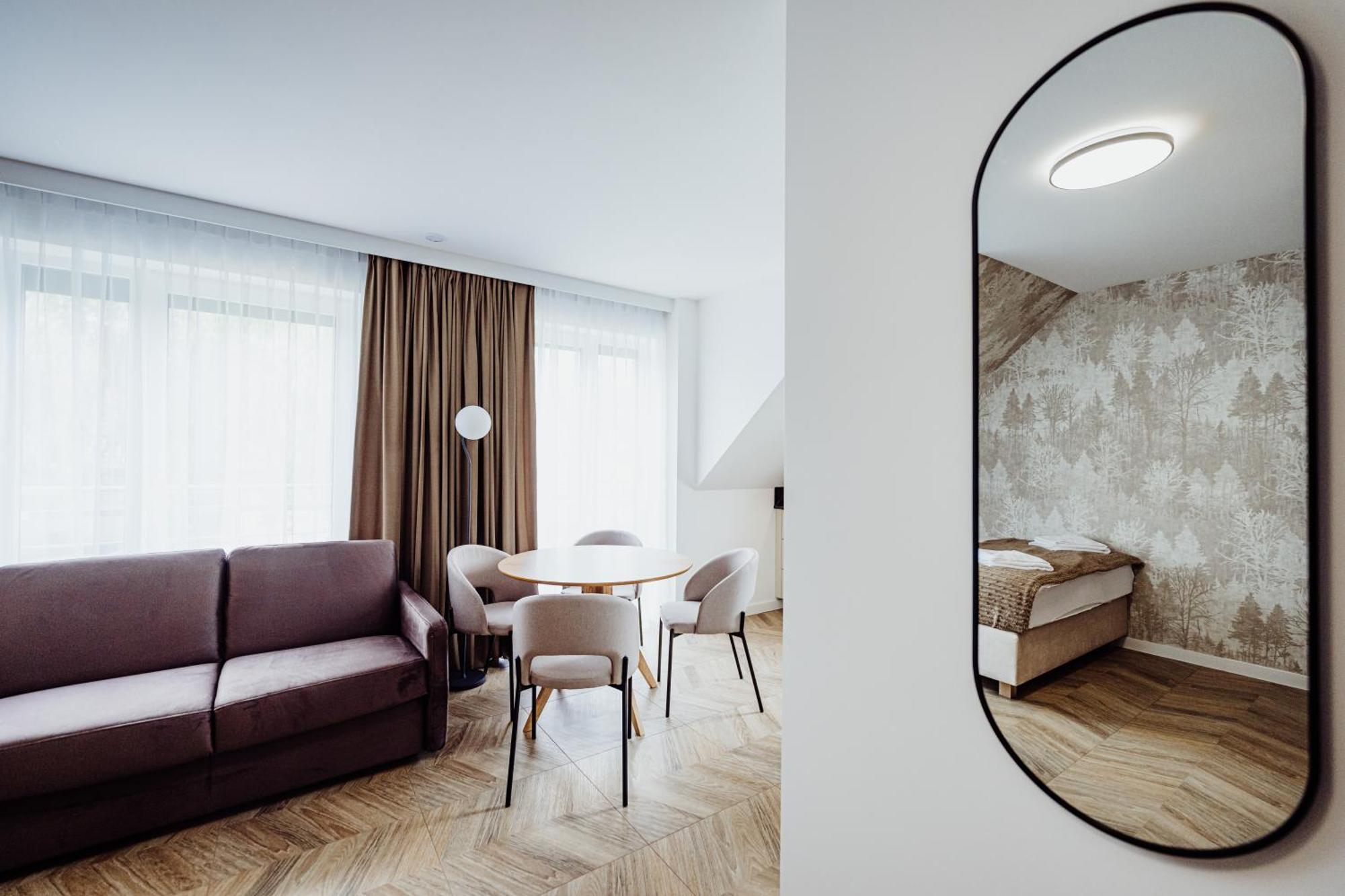 Cristalview Stay&Relax - Luksusowe Apartamenty- Zewnetrzne Jacuzzi- Przyjazne Dla Rodzin - Zwierzeta Akceptowane 포드고르진 외부 사진