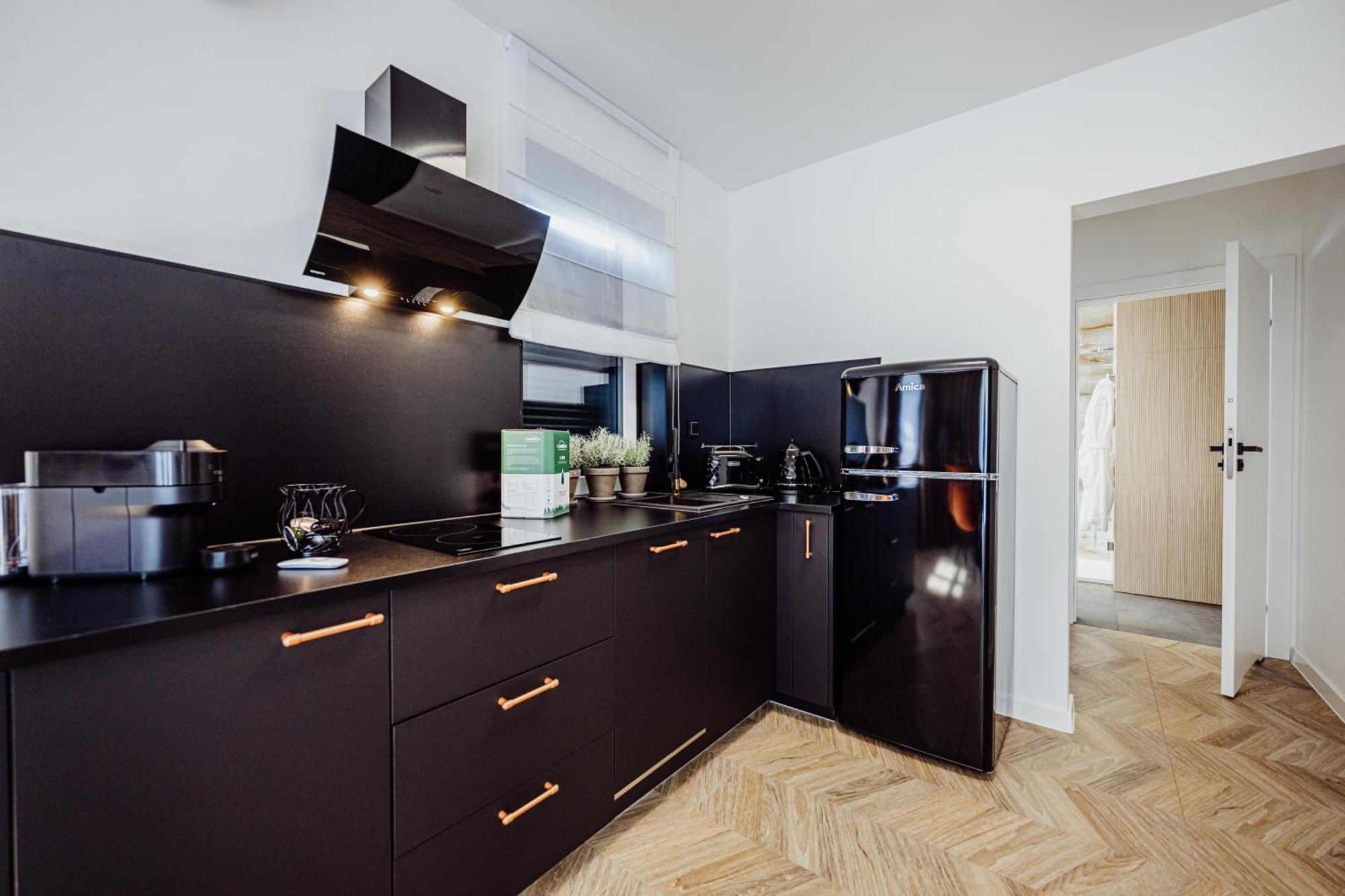 Cristalview Stay&Relax - Luksusowe Apartamenty- Zewnetrzne Jacuzzi- Przyjazne Dla Rodzin - Zwierzeta Akceptowane 포드고르진 외부 사진