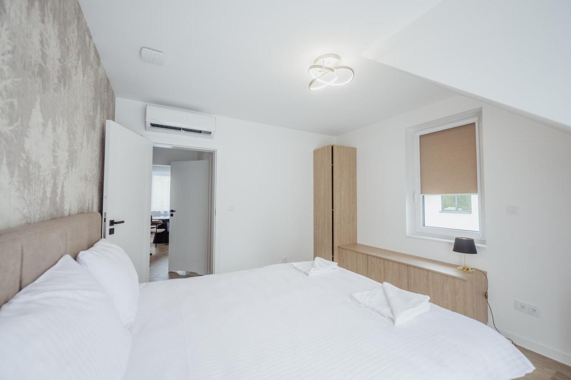 Cristalview Stay&Relax - Luksusowe Apartamenty- Zewnetrzne Jacuzzi- Przyjazne Dla Rodzin - Zwierzeta Akceptowane 포드고르진 외부 사진