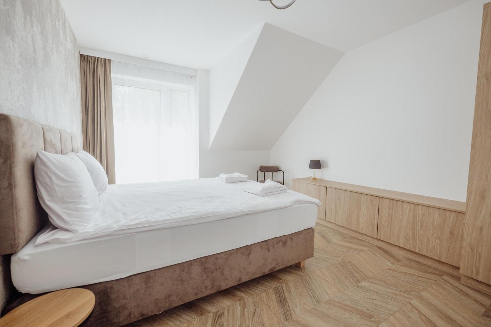 Cristalview Stay&Relax - Luksusowe Apartamenty- Zewnetrzne Jacuzzi- Przyjazne Dla Rodzin - Zwierzeta Akceptowane 포드고르진 외부 사진